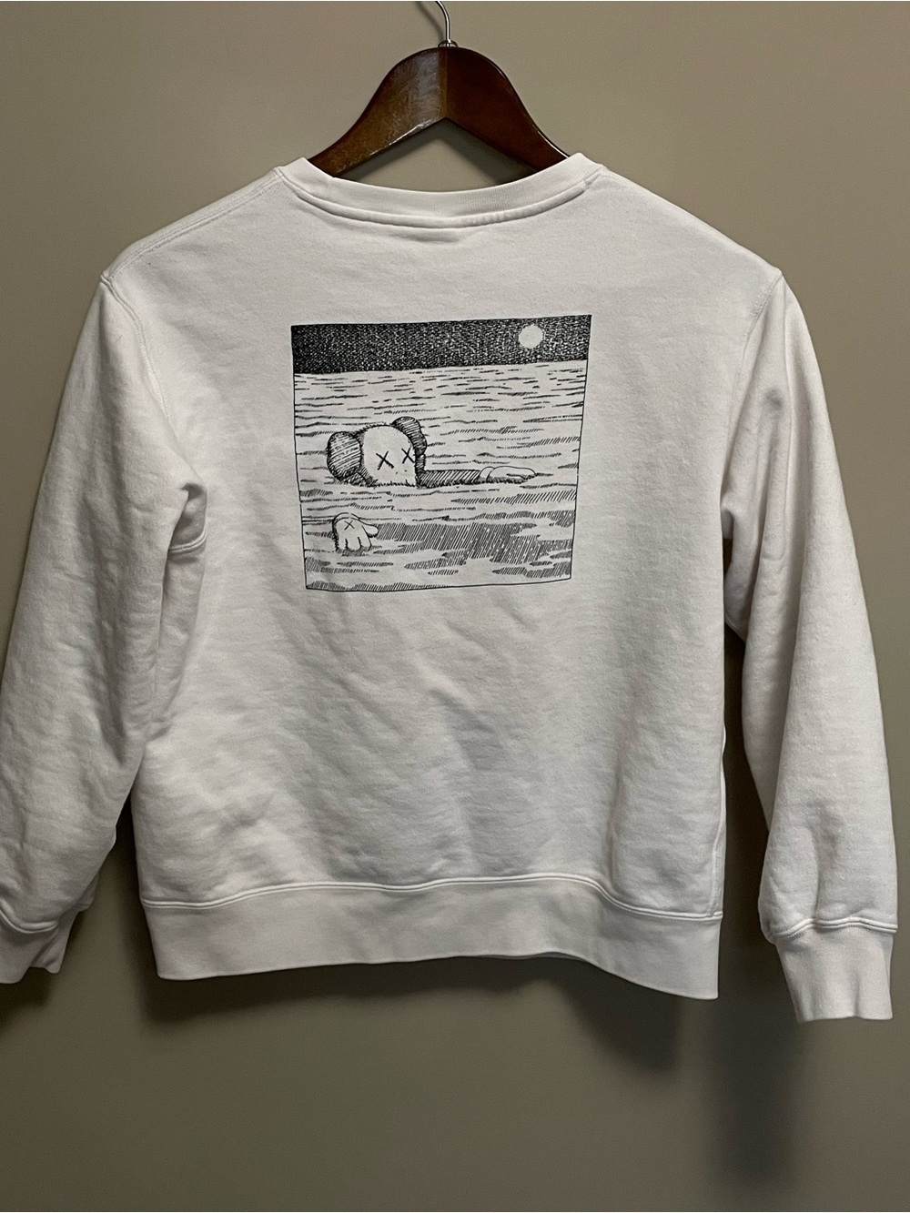 KAWS x Uniqlo Longsleeve Phaidon Crewneck Sweatshirt Youth 13